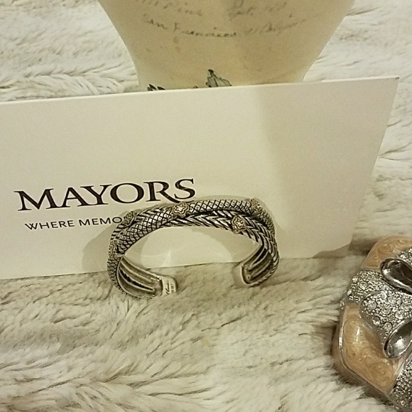 Mayors diamond and white/yellow gold bangle - Picture 3 of 4